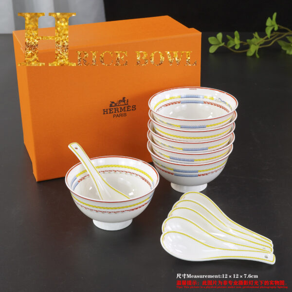 Hermès Tressages Equestres Porcelain Dinner Plates - Durable & Stylish