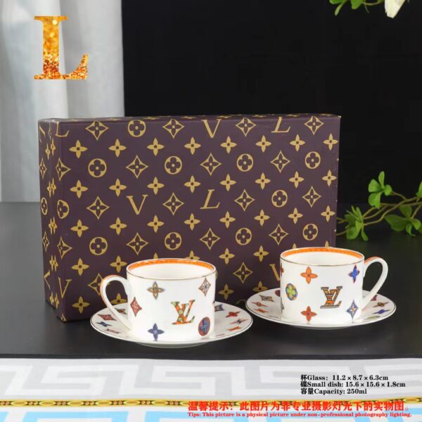 Louis Vuitton Dinnerware Set Colorful Bone China LV