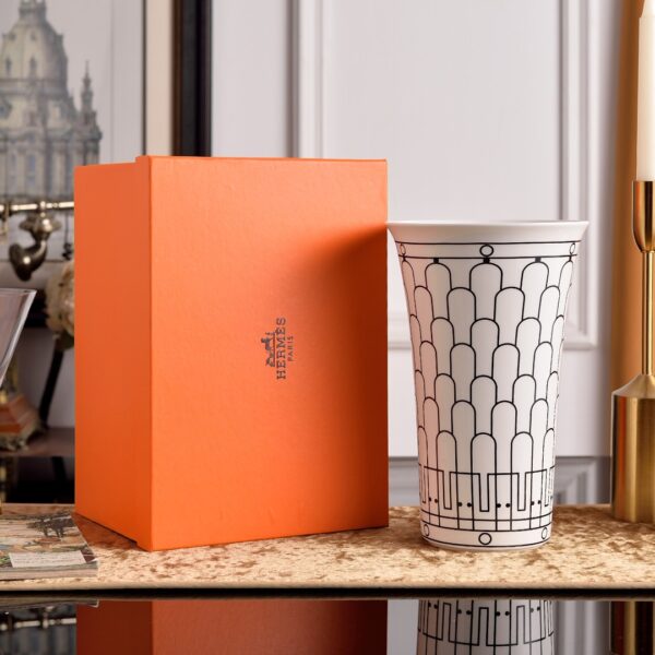 Hermès H Déco Dinnerware Set