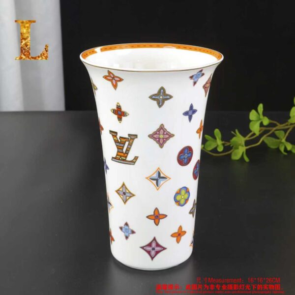 Louis Vuitton Dinnerware Set Colorful Bone China LV
