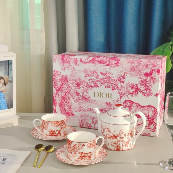 Dior Toile de Jouy china ware dinnerware dishes red