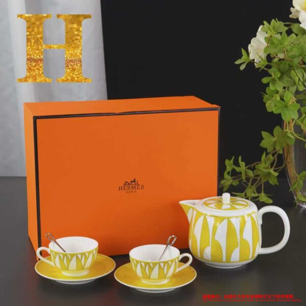 Soleil d'Hermes Mornig Tea Cup & Saucer 2 Sets Yellow