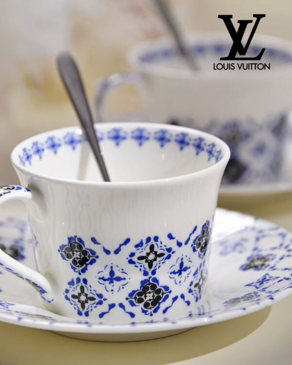 LV Louis Vuitton Side Plate LV By The Pool Tableware Monogram Flower Auth Dinnerware Set Coffee Cup