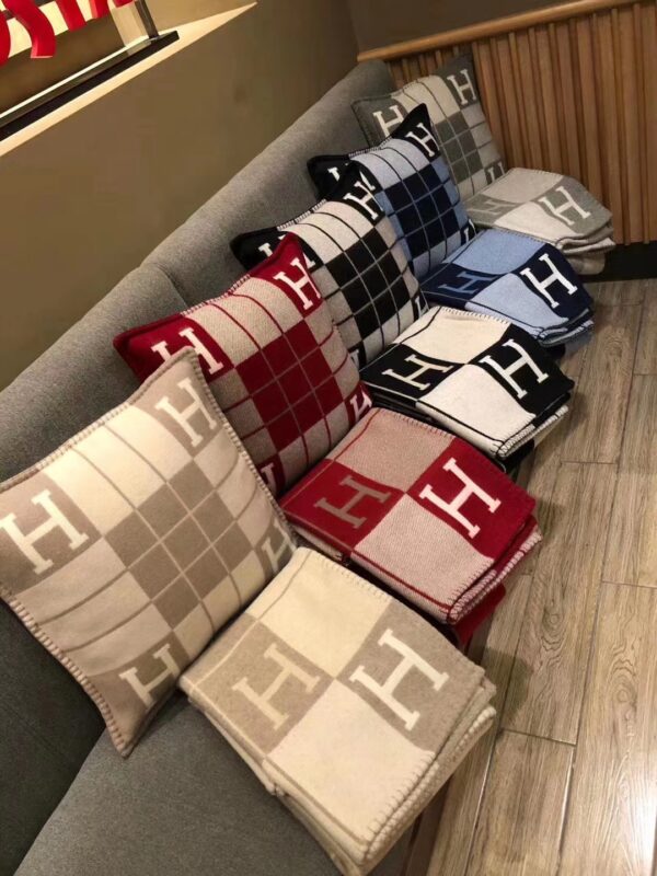 hermes Jacquard Knitted Wool Joker 10% cashmere Blanket Handmade